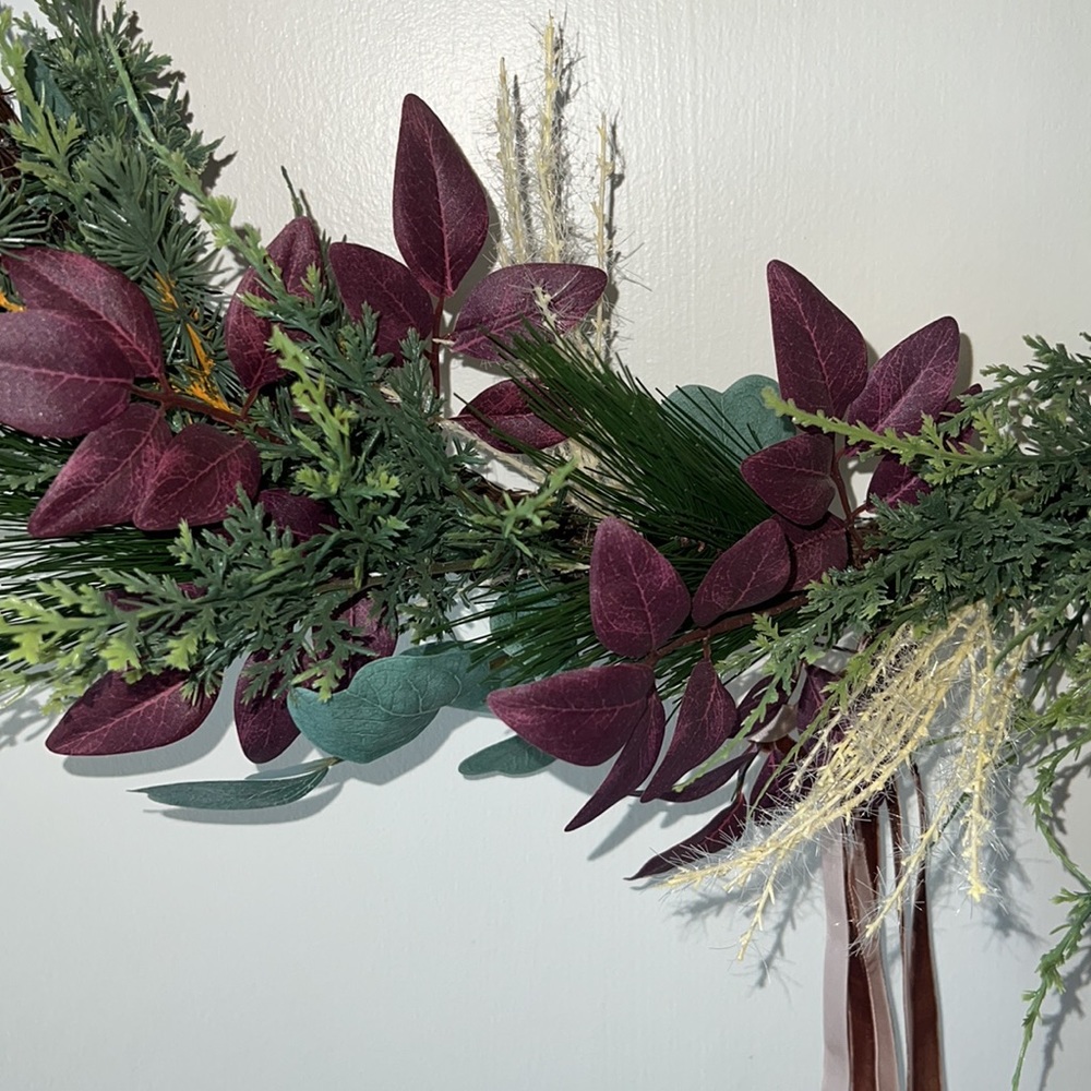 Threshold Wreath - Picture 2 of 6